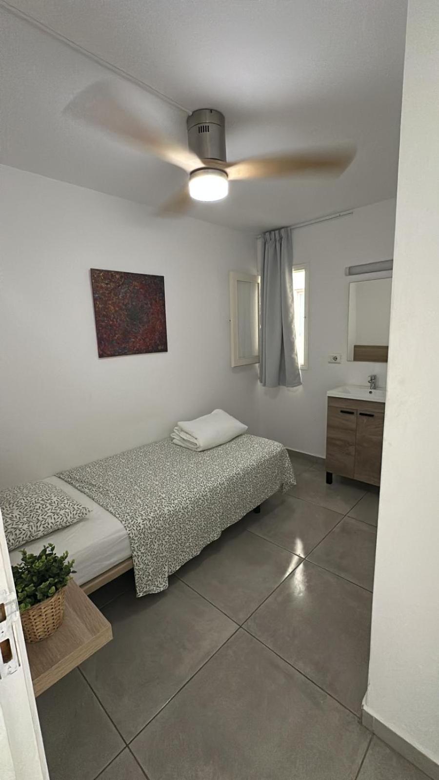 Cisne By Nest Hostel San Antonio Abad Exterior foto